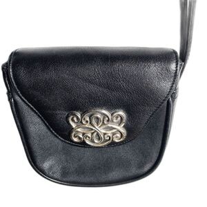BRIGHTON ONE WORLD PURSE BLACK LEATHER  SCROLL SMALL CROSSBODY BAG SILVER SNAP